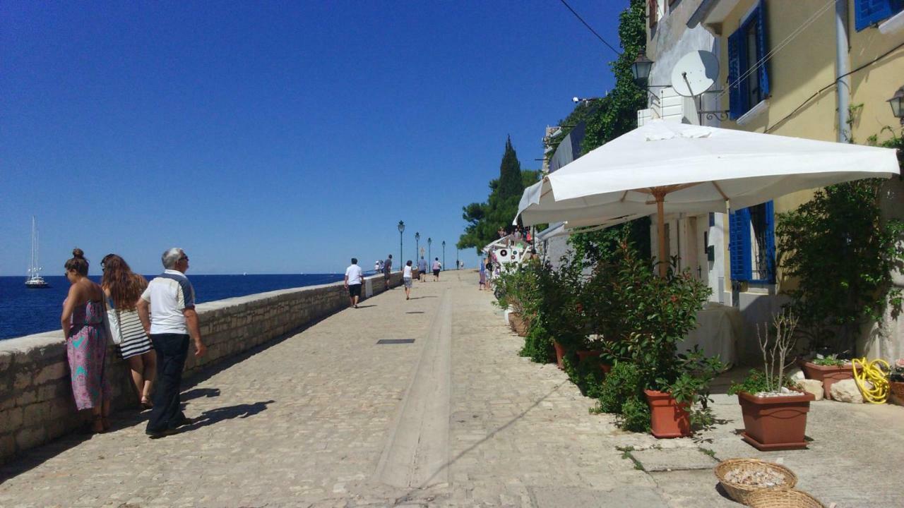Center Of Rovinj, Sea View Apartment Ngoại thất bức ảnh